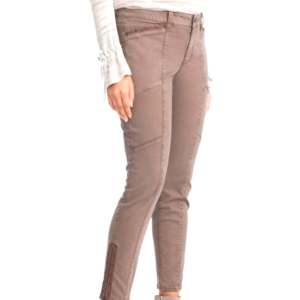 WHBM Jeans | Chevron |  Zipper Hem | Skinny Jeans | White House Black Market - Picture 3 of 16
